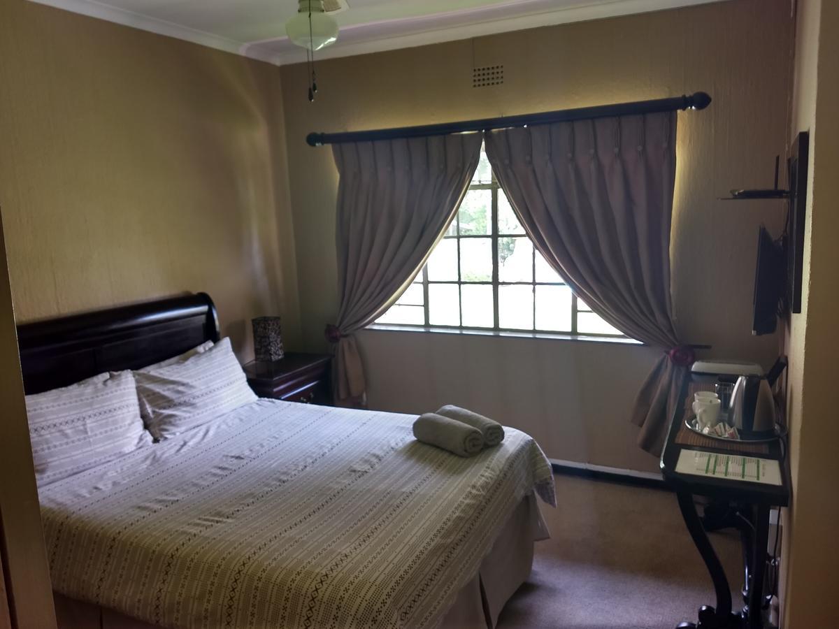 Villa Schreiner Guest House Randburg Exterior photo